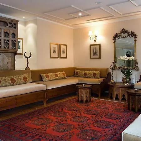 Sari Ξενοδοχείο