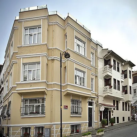 Hotel Sari 4*