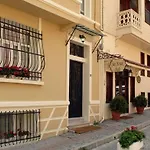 Sari Hotel 4*