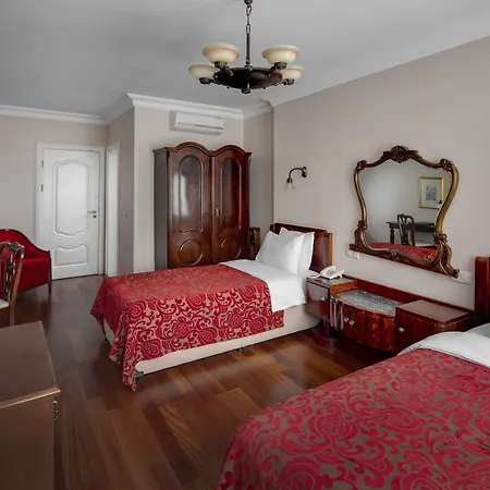 Otel Sarı Konak Hotel Sultanahmet 4*