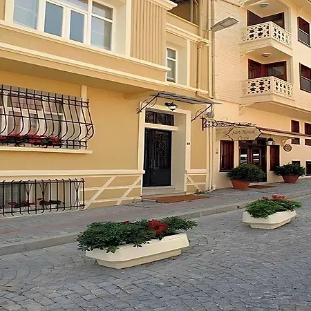 Sarı Konak Hotel Sultanahmet 4*