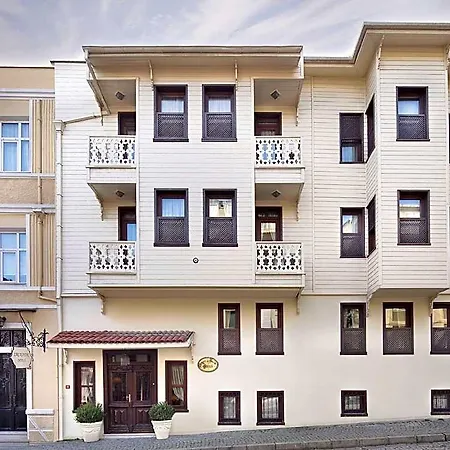 Hotel Sari Sultanahmet 4*